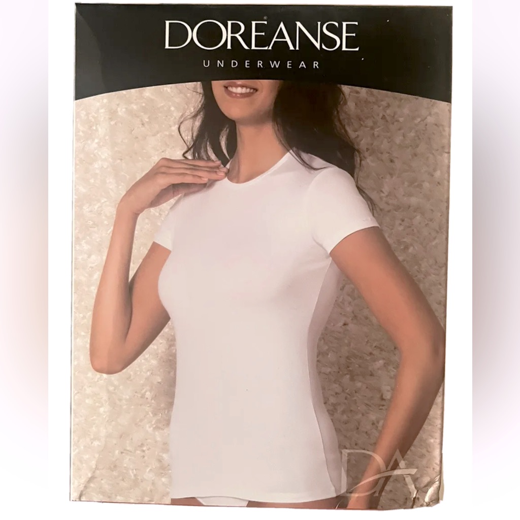 Doreanse Women’s T-Shirt White Size 2xl